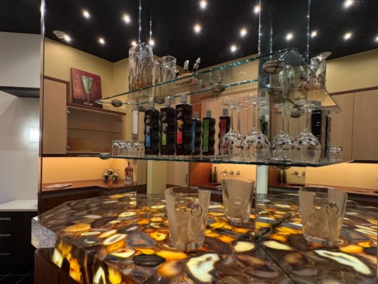 custom wet bar